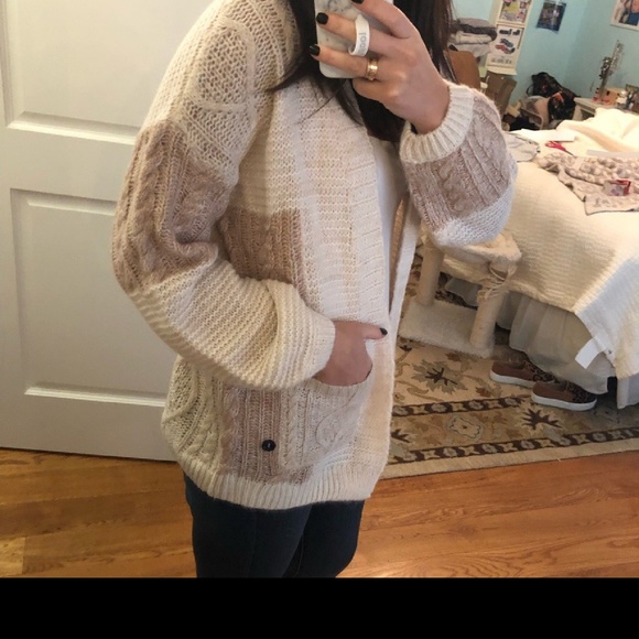 Cozy Patchwork Cardigan - Picture 3 of 3